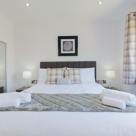 Leys Park Executive Apartments Dunfermline Luaran gambar